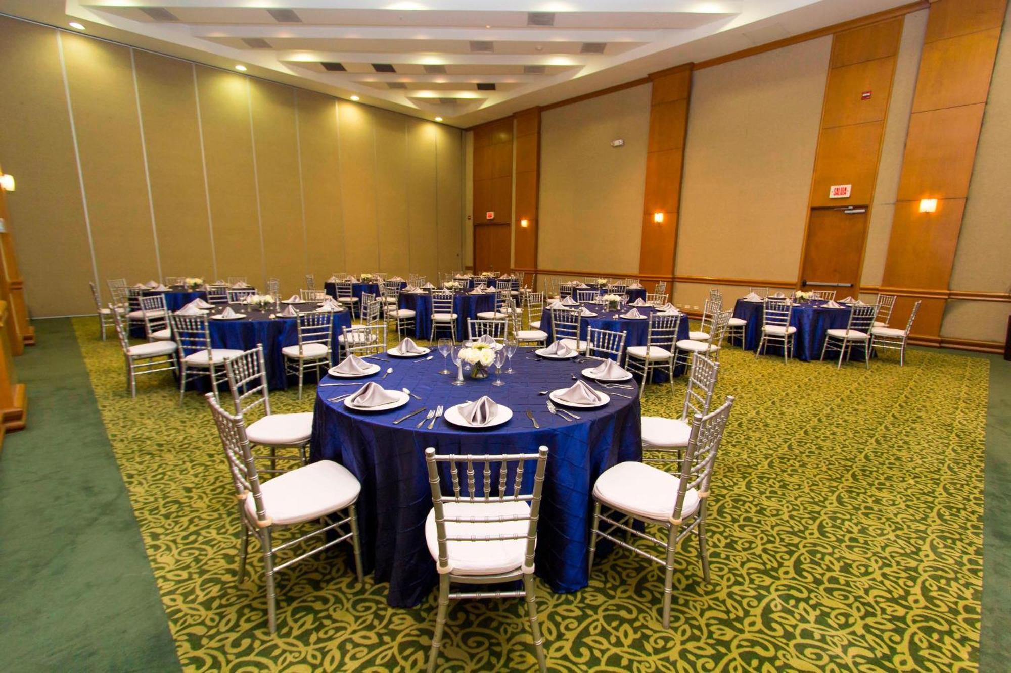 Hotel Courtyard Monterrey San Jeronimo Esterno foto