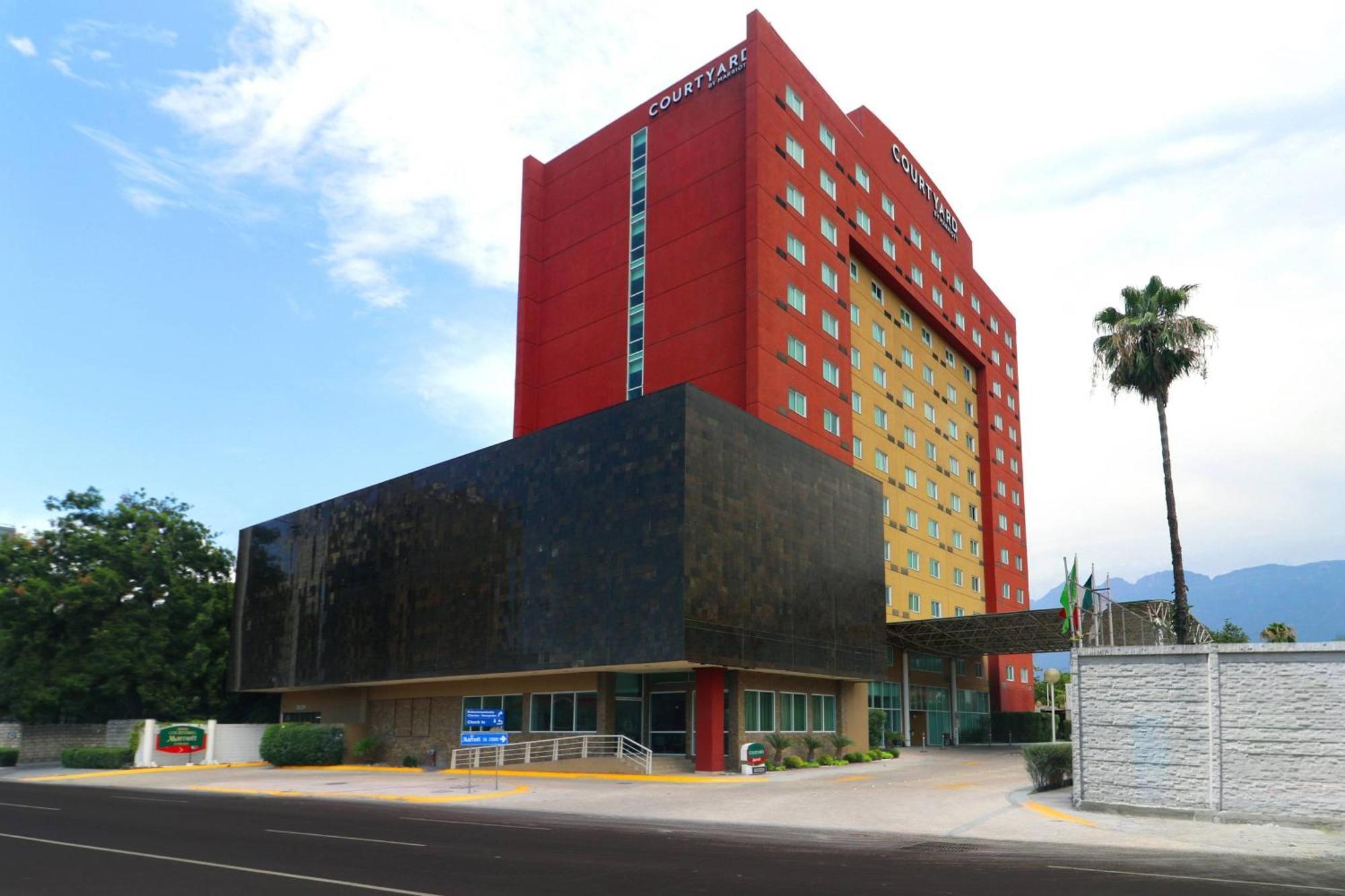 Hotel Courtyard Monterrey San Jeronimo Esterno foto