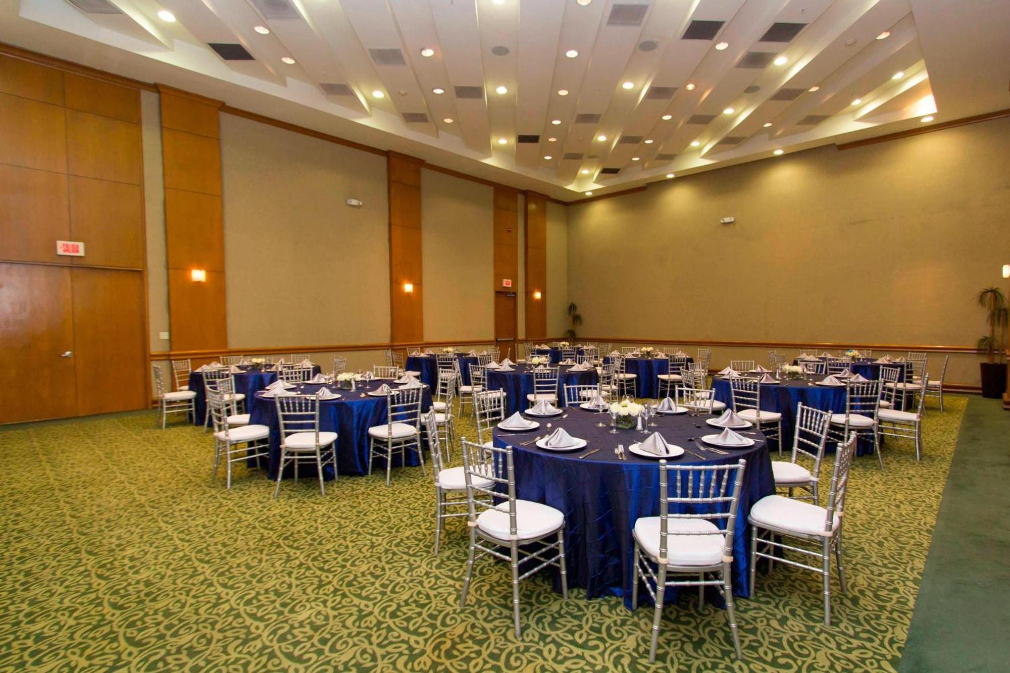 Hotel Courtyard Monterrey San Jeronimo Esterno foto