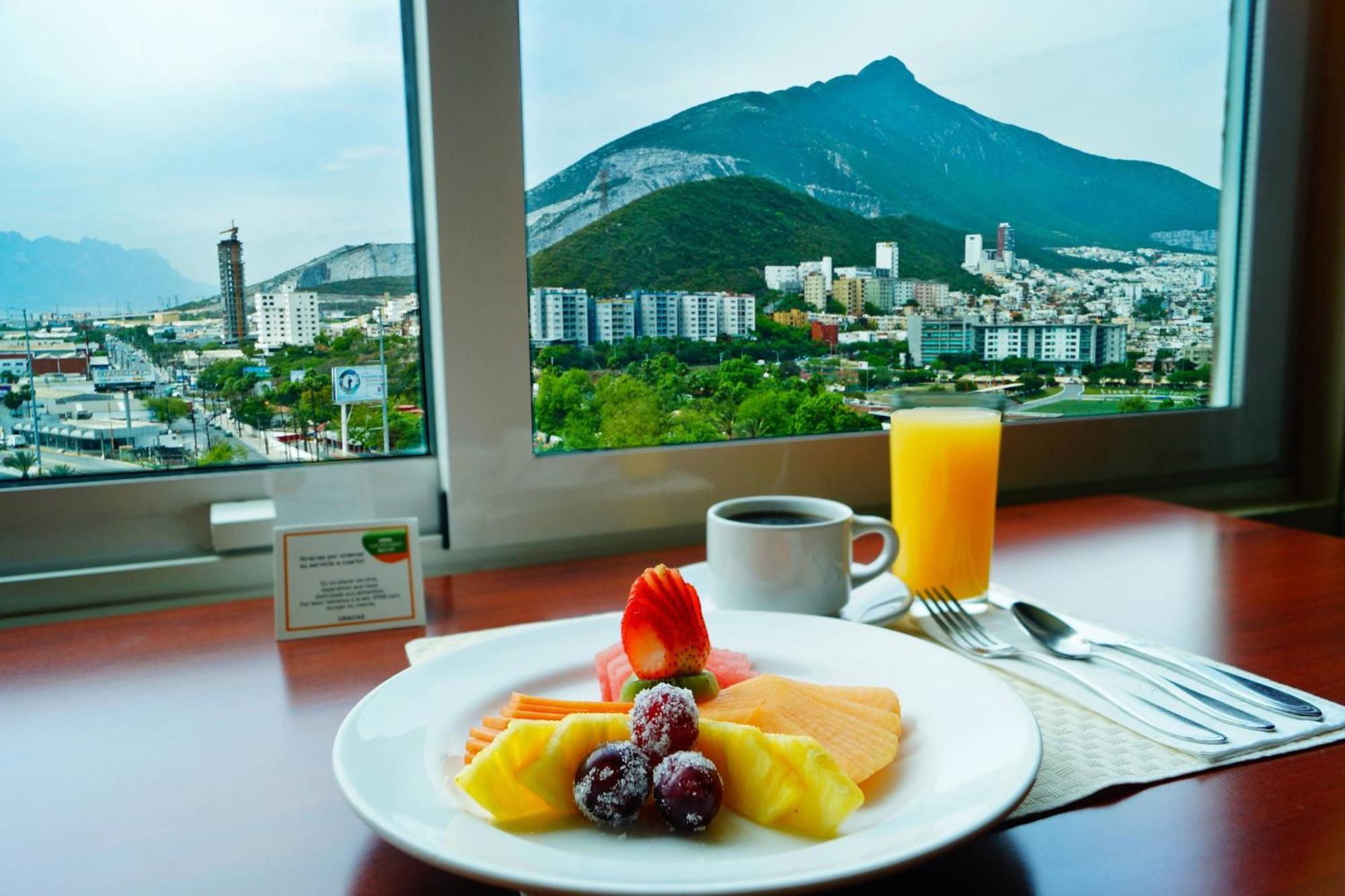 Hotel Courtyard Monterrey San Jeronimo Esterno foto